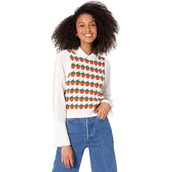 Levis Strawberry Tiny Sweater Vest 